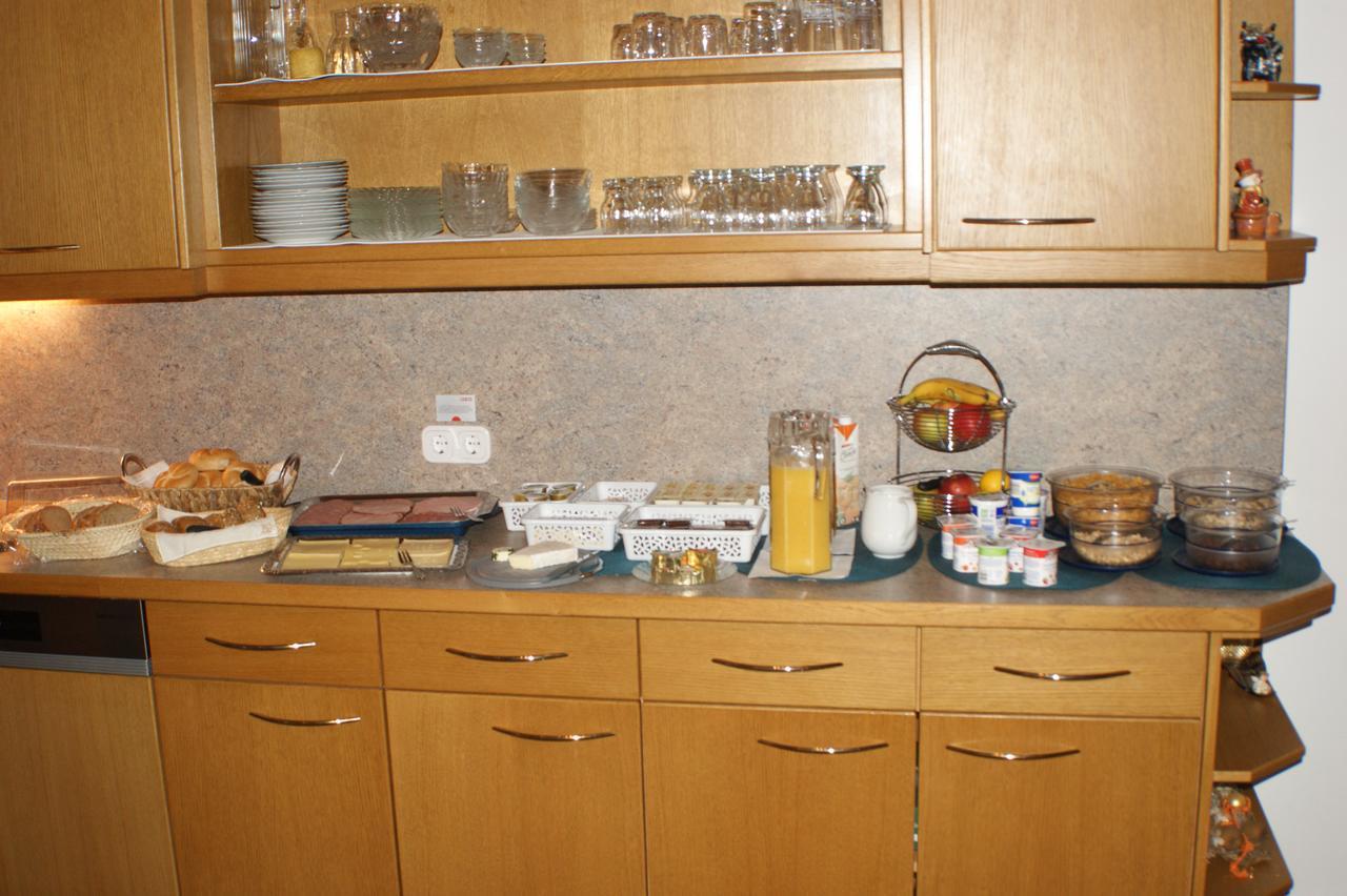 Hotel Garni Haus Anita Liesing Bagian luar foto